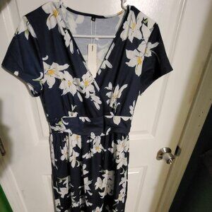 NWT Ouges Faux Wrap A-Line Floral Vacay Dress M
